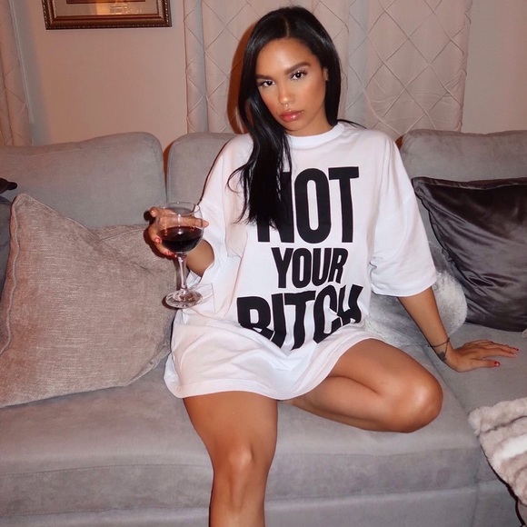 Meet your Posher, Danielle - Picture 3 of 6